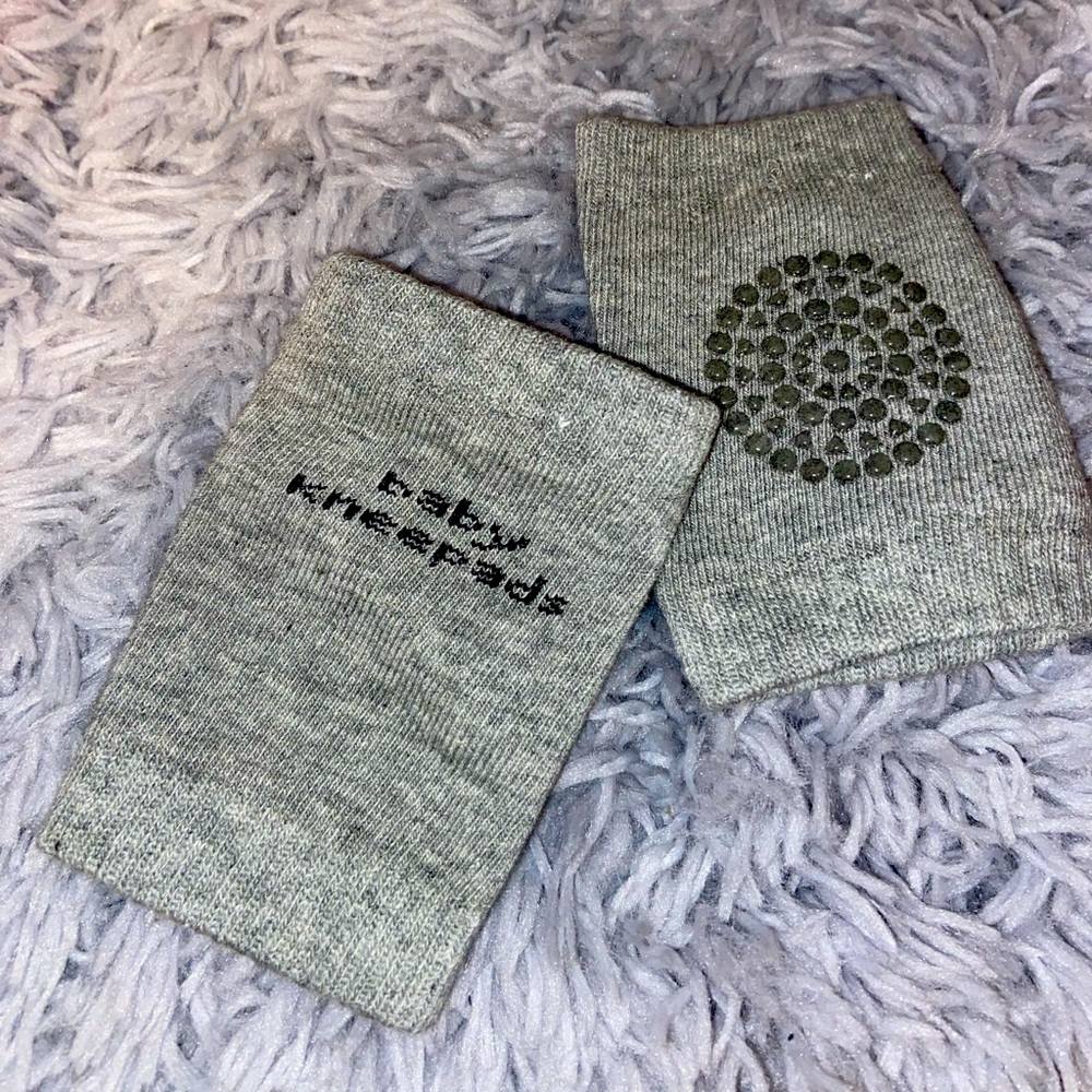 Baby crawling knee pads
